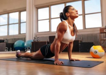 Las mujeres sí necesitan elevar su masa muscular