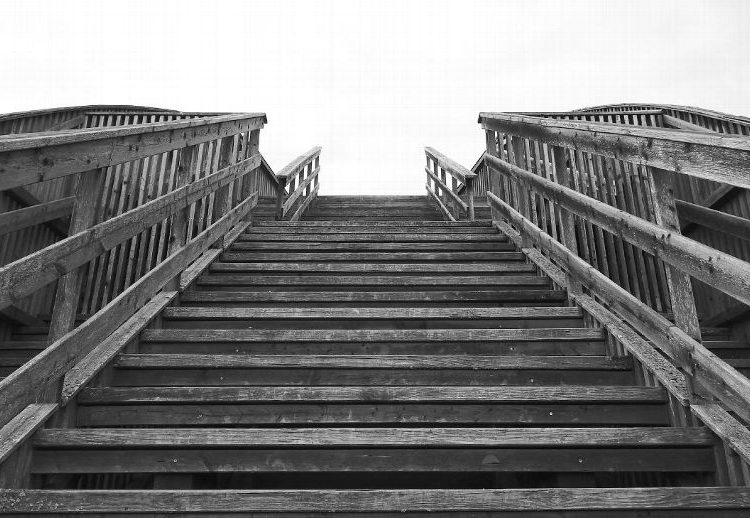 Para los glúteos conviene hacer escaleras