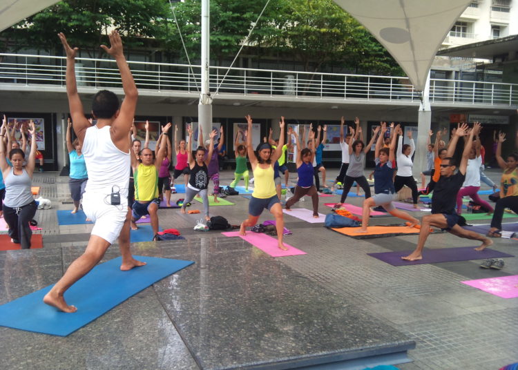 Maestro Amadeo Porras: Practicar yoga mejora la elasticidad y minimiza las lesiones