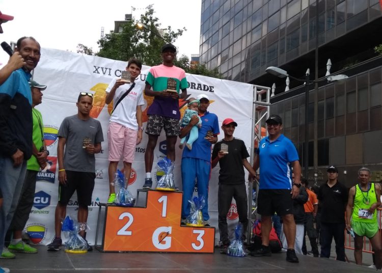 Marvin Blanco venció por dos segundos a Whinton Palma en 10K Gatorade