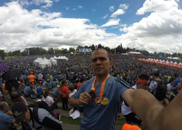 Gustavo Teixeira: Bogotá se paralizó para regalarnos su media maratón