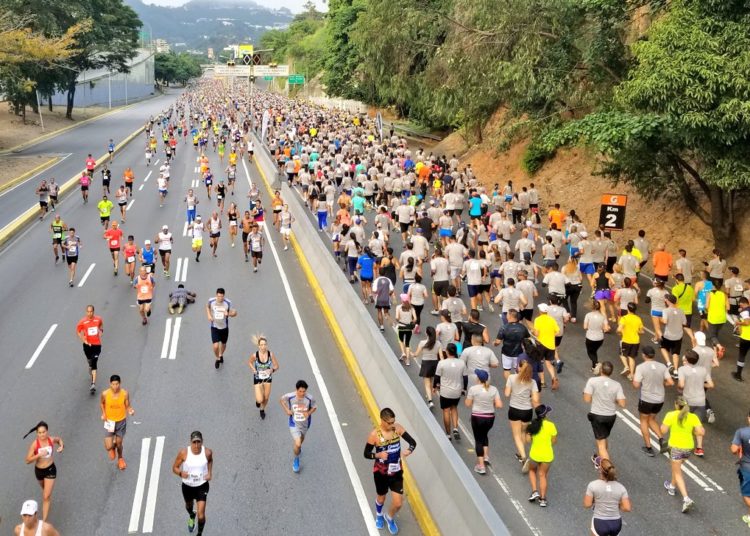 Unos 15 mil participantes estaban inscritos para esta edición/Cortesía GatoradeVzla