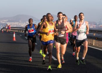 Las carreras de 42 kilómetros 195 metros exigen una gran preparación física y mental. Maratón de Gran Canaria/EFE