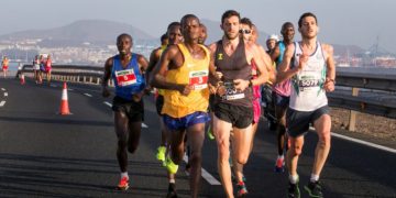 Las carreras de 42 kilómetros 195 metros exigen una gran preparación física y mental. Maratón de Gran Canaria/EFE