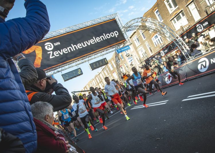 El ugandés Joshua Cheptegei hizo su carrera en negativo/@7HLoop