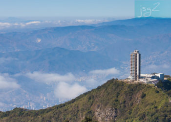Y llegó el doble reto: Una carrera vertical nocturna y otra diurna con destino al Humboldt