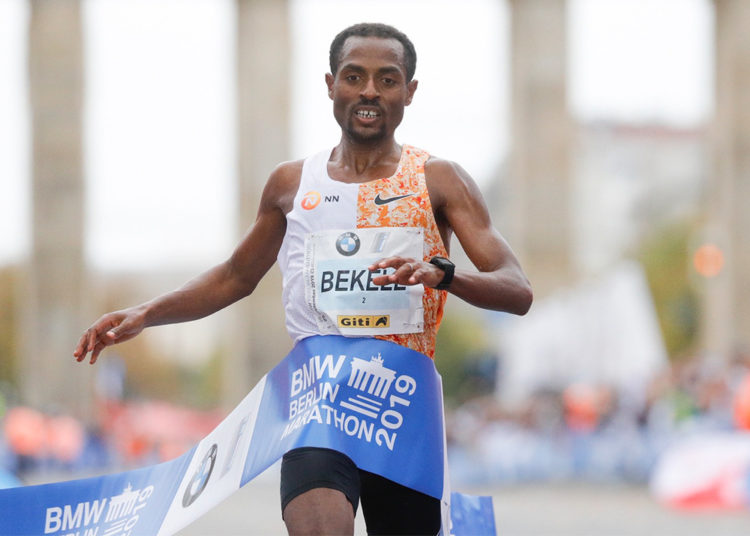 Ya en 2016 ambos se enfrentaron. El 24 de abril, en Londres, Kipchoge lo venció por más de tres minutos.