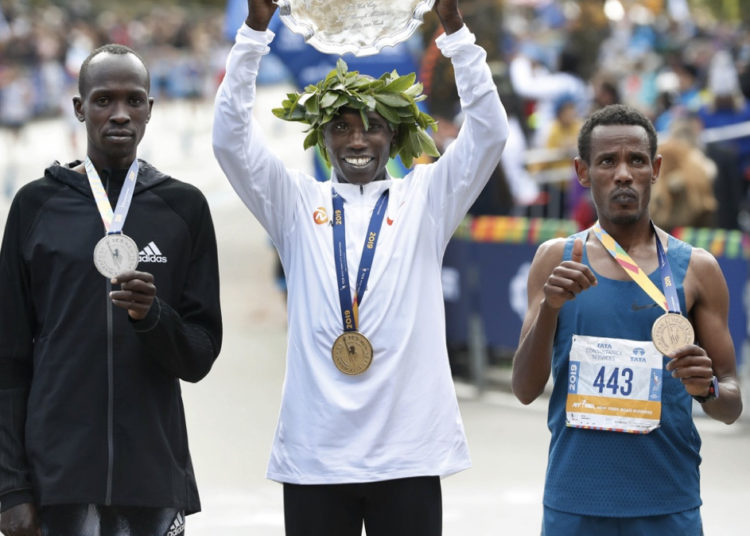 Al no salir con los élite no pudo disfrutar de los privilegios que ofrece la organización ni los establecidos por la IAAF en competenciarecorrido le brinda la organización