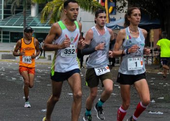 Caracas 42K transcurrió entre el homenaje póstumo a Curiosa y la vibra de los clubes