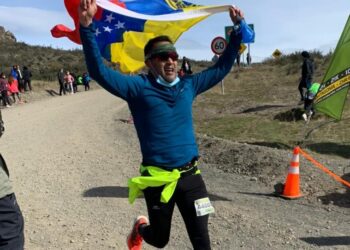 Cuatro venezolanos culminan el maratón de la Patagonia en Chile
