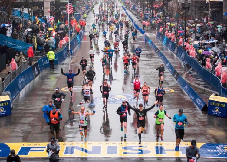 Venezolano Francisco Perdomo, el «escolta» de Shalane Flanagan en el maratón de Boston